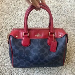 NWOT Coach Signature Crossbody